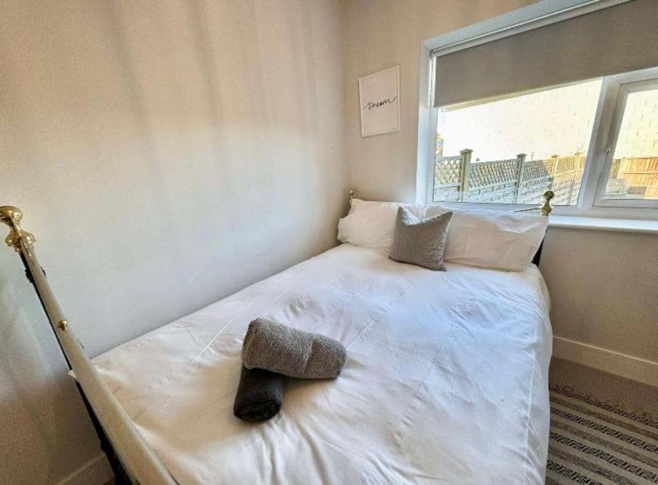 Stylish Apartment Near The Centre Of 해러게이트 외부 사진